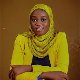 zainab adeshina