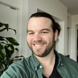 Evan Larrimore