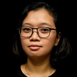 Liza Suyom
