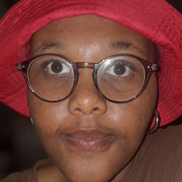 Simphiwe  Mngomezulu 