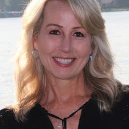 Karrie Smythia