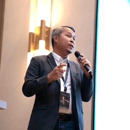 Mohd Fakhri Mohd Noor