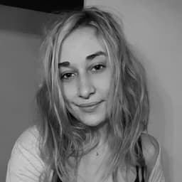 Courtney van der Watt