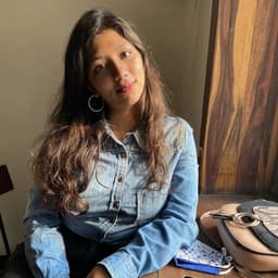 Srishti  Singh