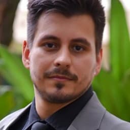 Leonardo  Flores Maus 