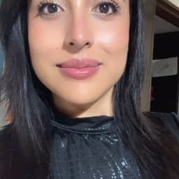 Paola Mariana  Flores Miranda 