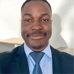 Tadiwanashe Maenzanise