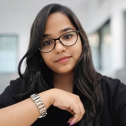 Gayathri  Laitlu 