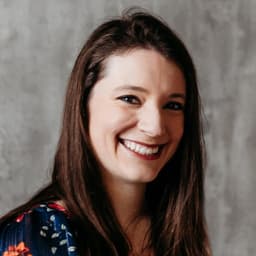 Amanda Larson